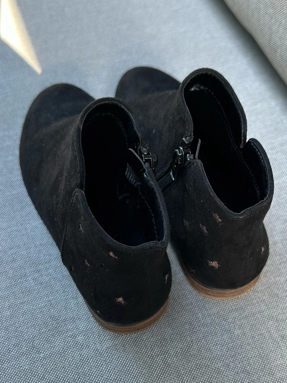 Girls Black Ankle Boots Cat & Jack -size 13